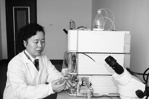 董事長介紹：董何彥(圖3)